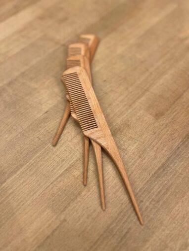 Peine de Madera de Olivo con Mango Fino - Imagen 2